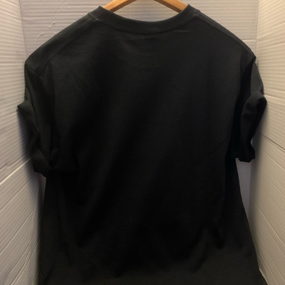 Everyone loves a tee shirt Football mom - Picture 3 of 3